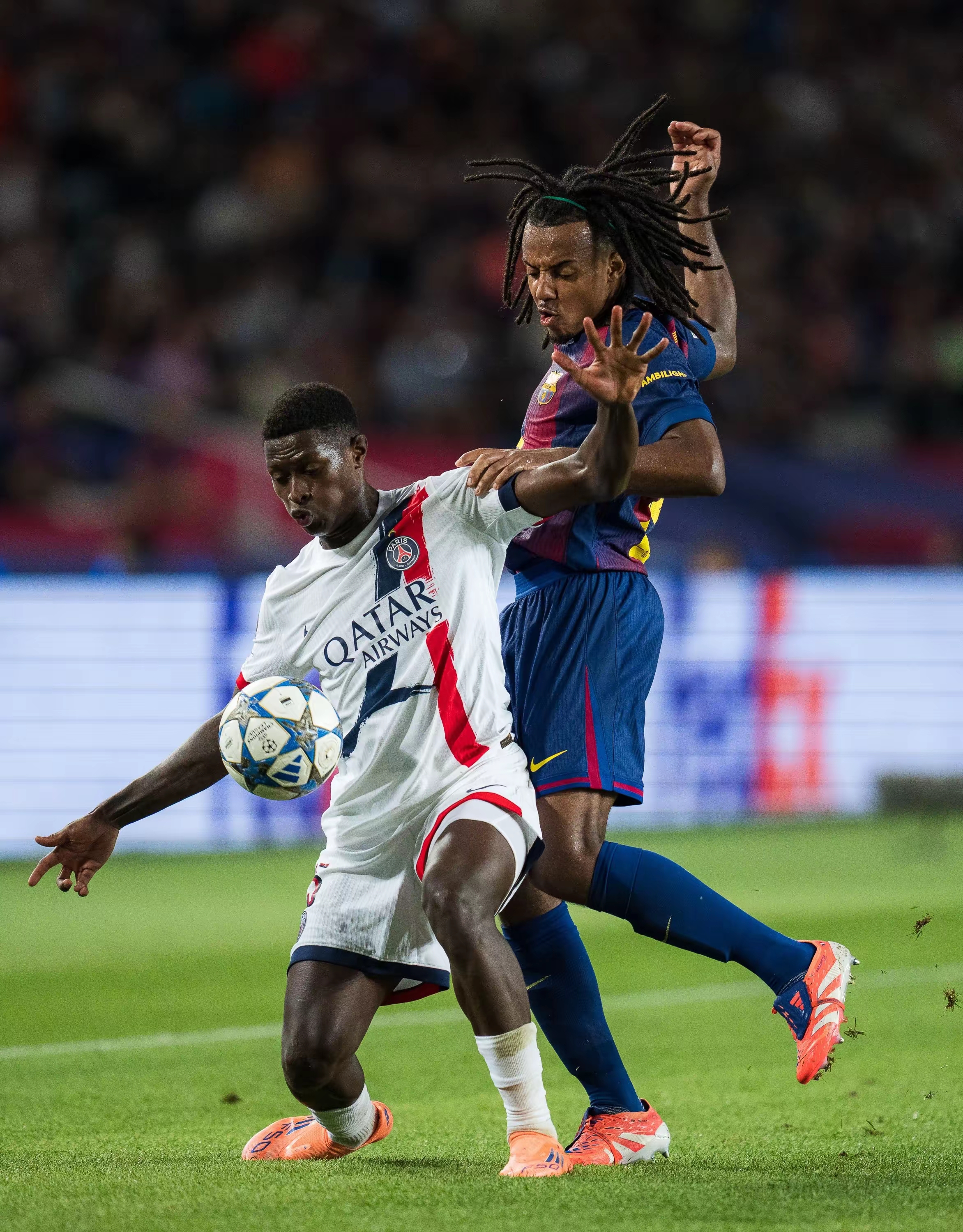 九游网页版入口-巴塞罗那迎西甲关键赛，国际比赛日更衣室发声，引发热议，身体对抗强度拉满的简单介绍