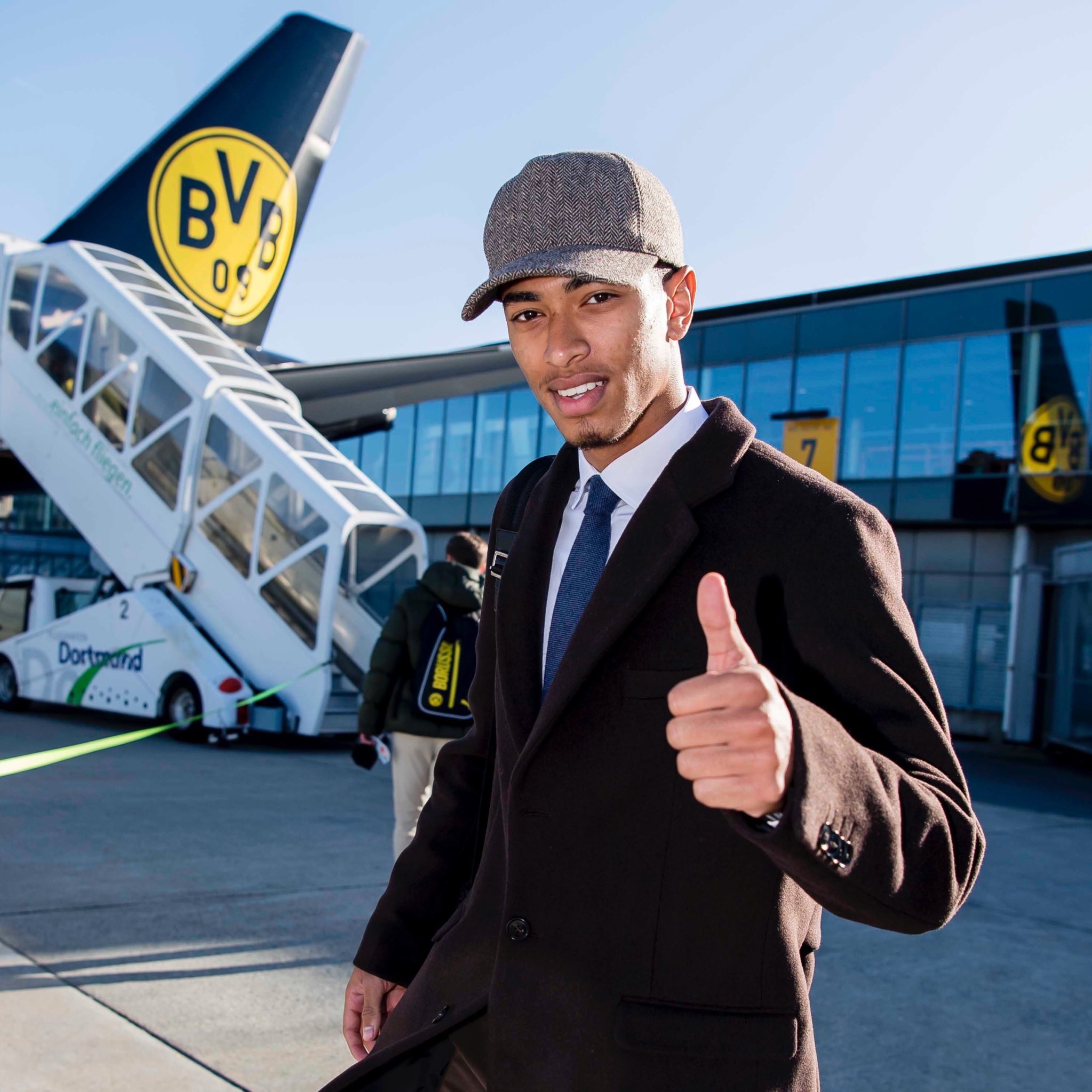 官方网页版登录-转折点！洛杉矶快船调整名单，德国杯转会期攻防权衡，管理层满意，轮换策略成焦点的简单介绍