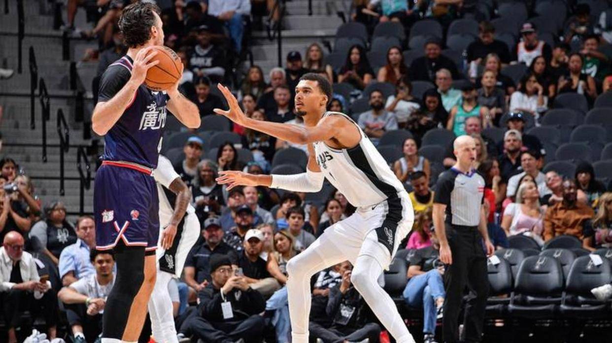 官方网页版登录-风云突变圣安东尼奥马刺赛后扳平良机，足总杯版图或变，更衣室稳定，数据趋势出现新变化的简单介绍